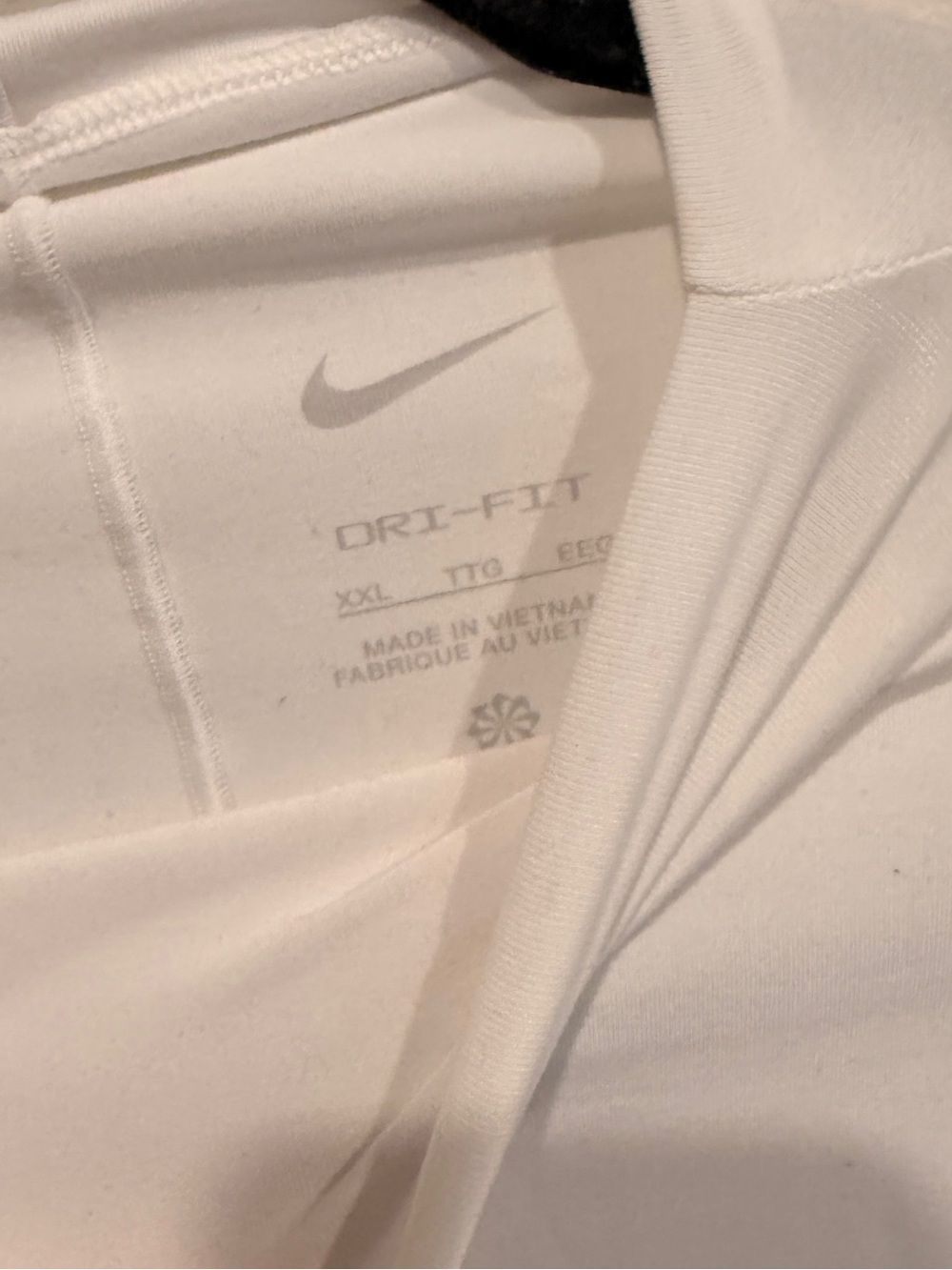 Nike Dri-FIT One Luxe Long-Sleeve Cropped Top - Picture 4 of 5